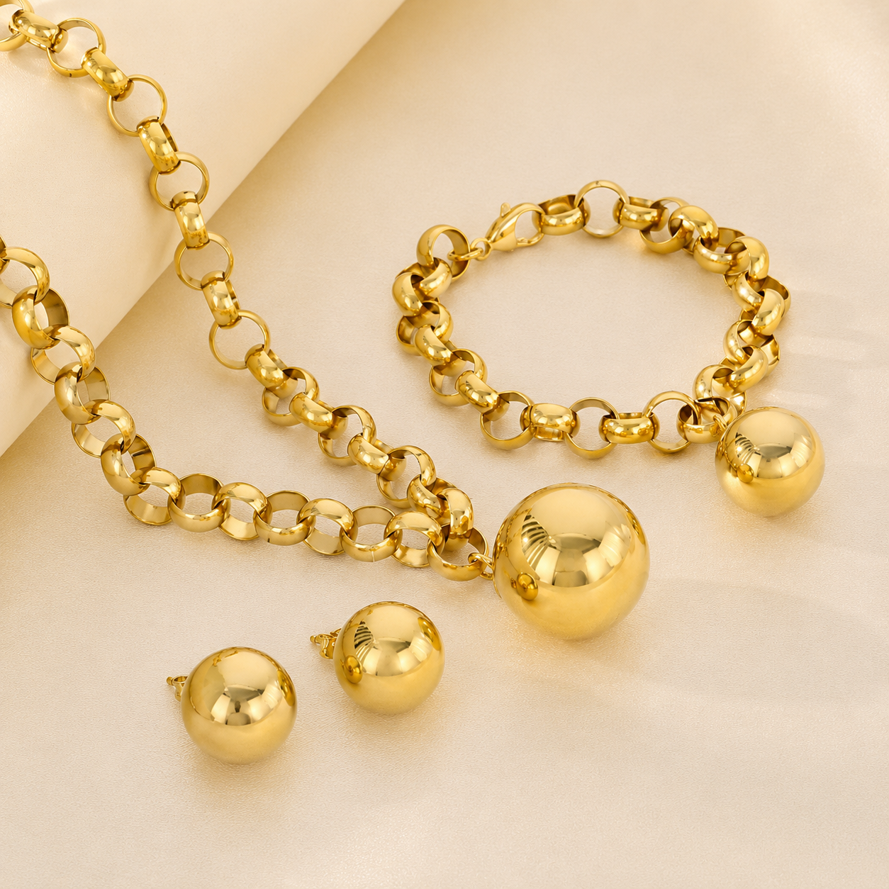 Old Town Lantern Necklace 137