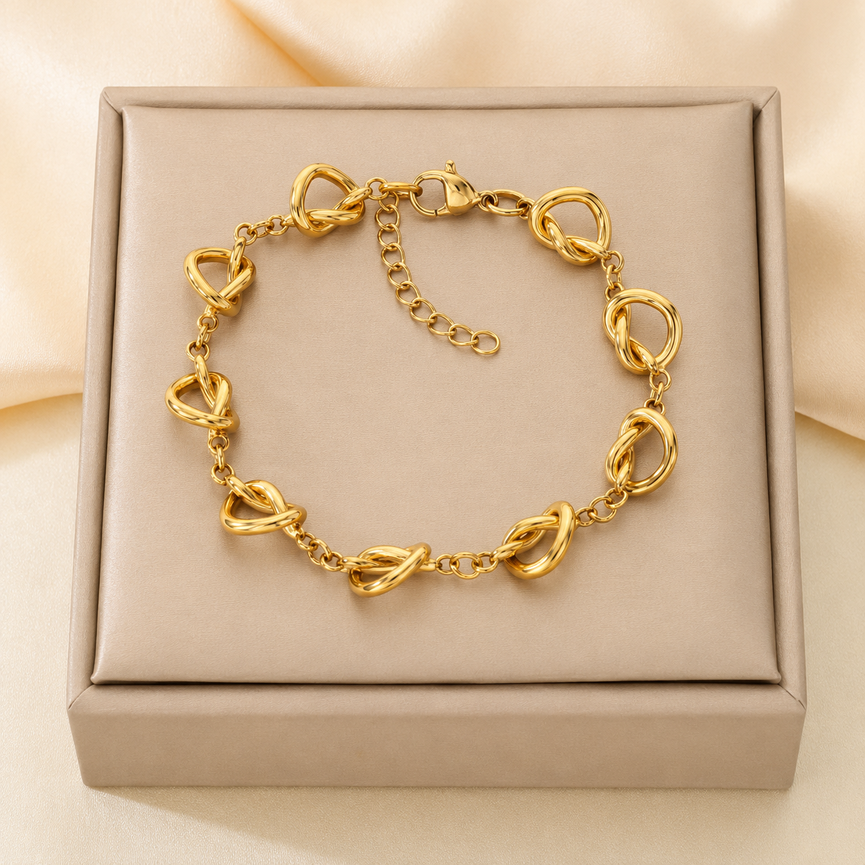 Vltava Chain Necklace 4