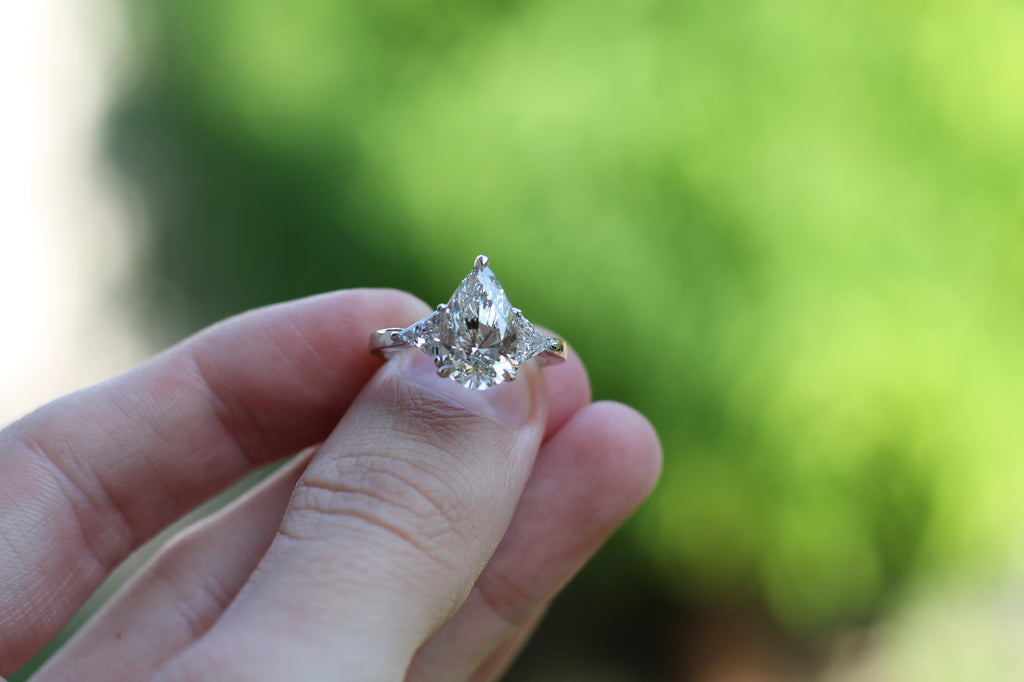 2 Carat Pear Cut Center Diamond With Trilliant Cut Diamond Sides | 14k White Gold | Engagement Ring