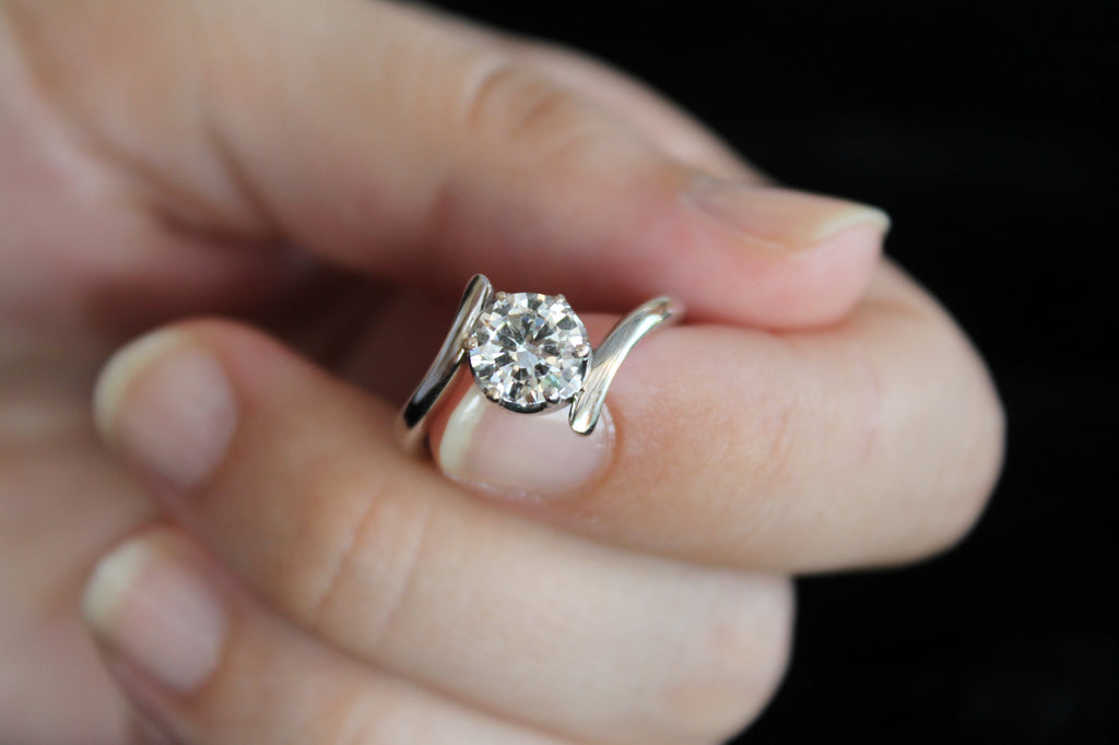 1 Carat Round Cut Solitaire Diamond Ring With Bent Sides | 14k White Gold | Engagement Ring