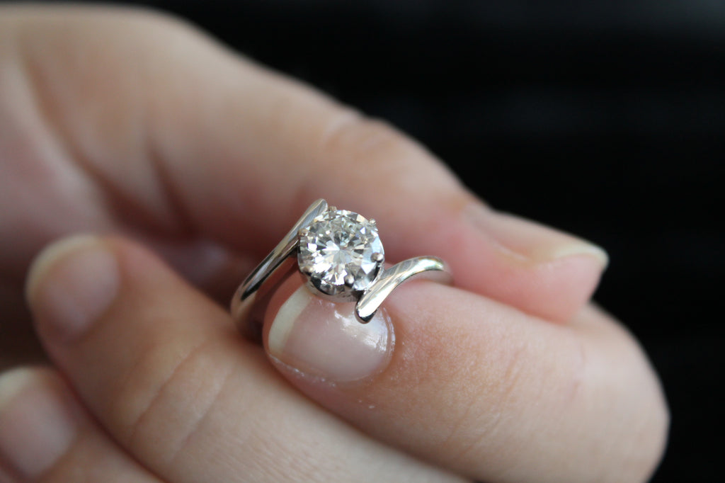 1 Carat Round Cut Solitaire Diamond Ring With Bent Sides | 14k White Gold | Engagement Ring