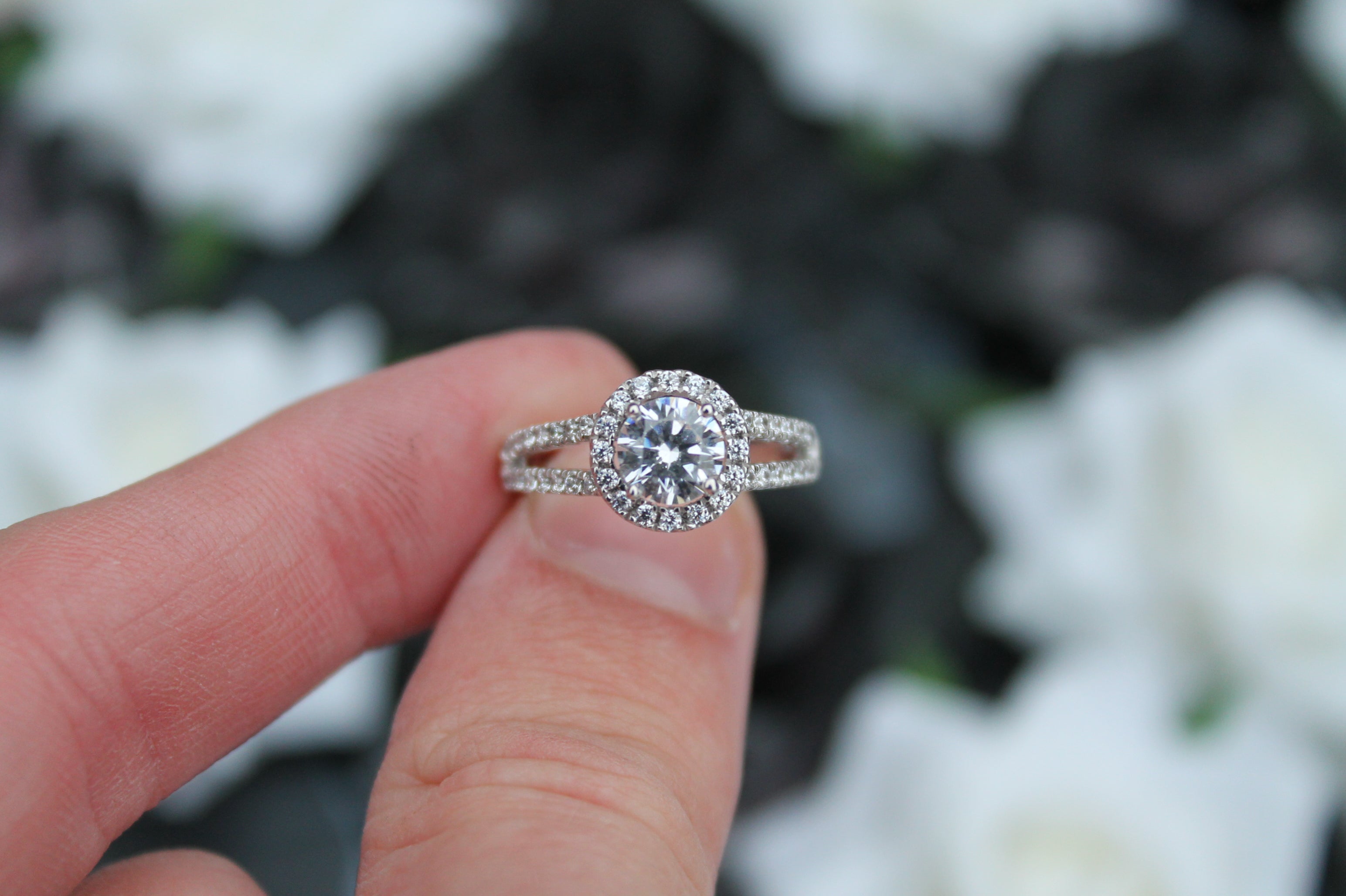 1 Carat Round Cut Diamond Center Halo Ring | 14k White Gold | Engagement Ring