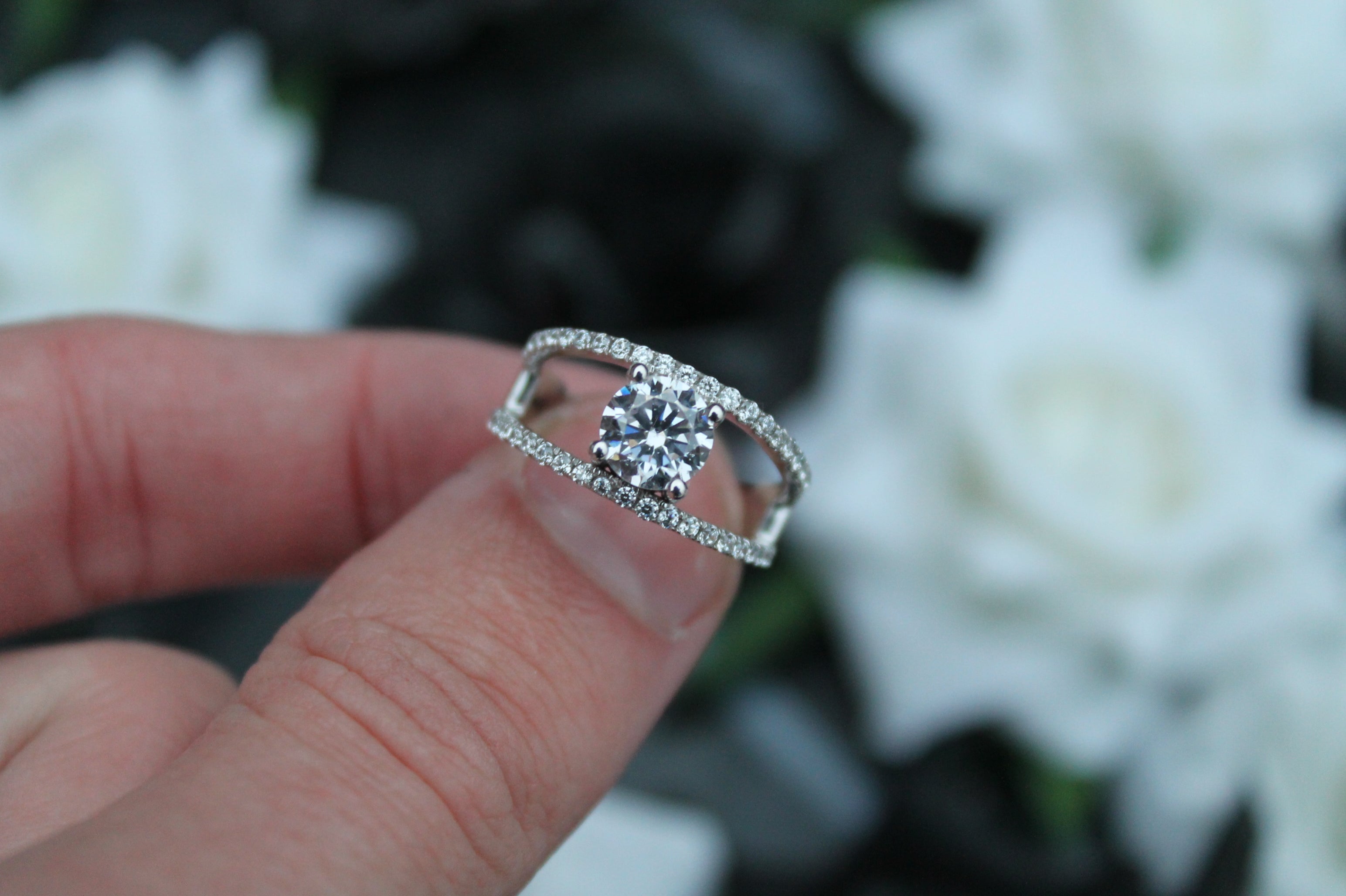 1 Carat Round Cut Diamond Ring With Split Sides | 14k White Gold | Engagement Ring