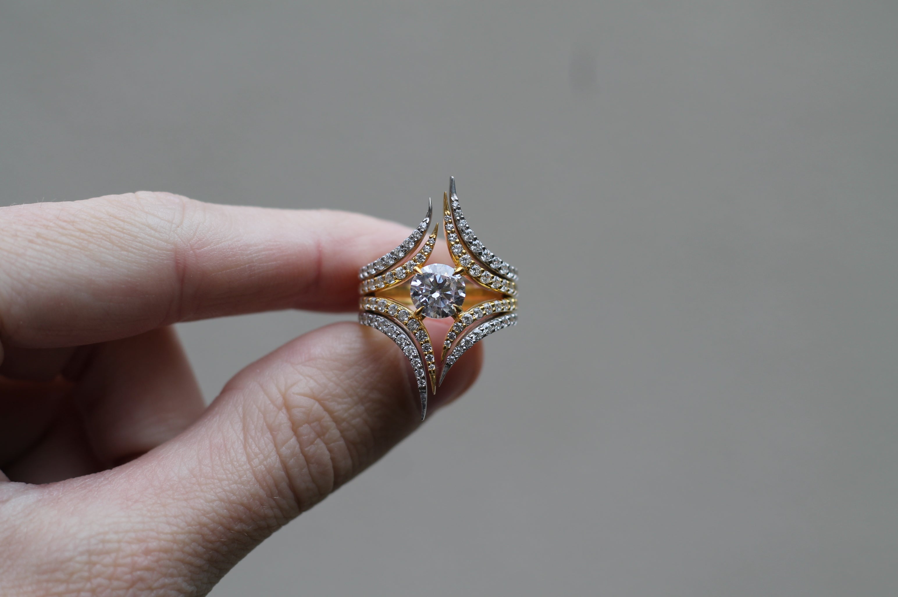 1 Carat Round Cut Center Diamond Two Color Spike Ring | 14k White & Yellow Gold | Statement Ring