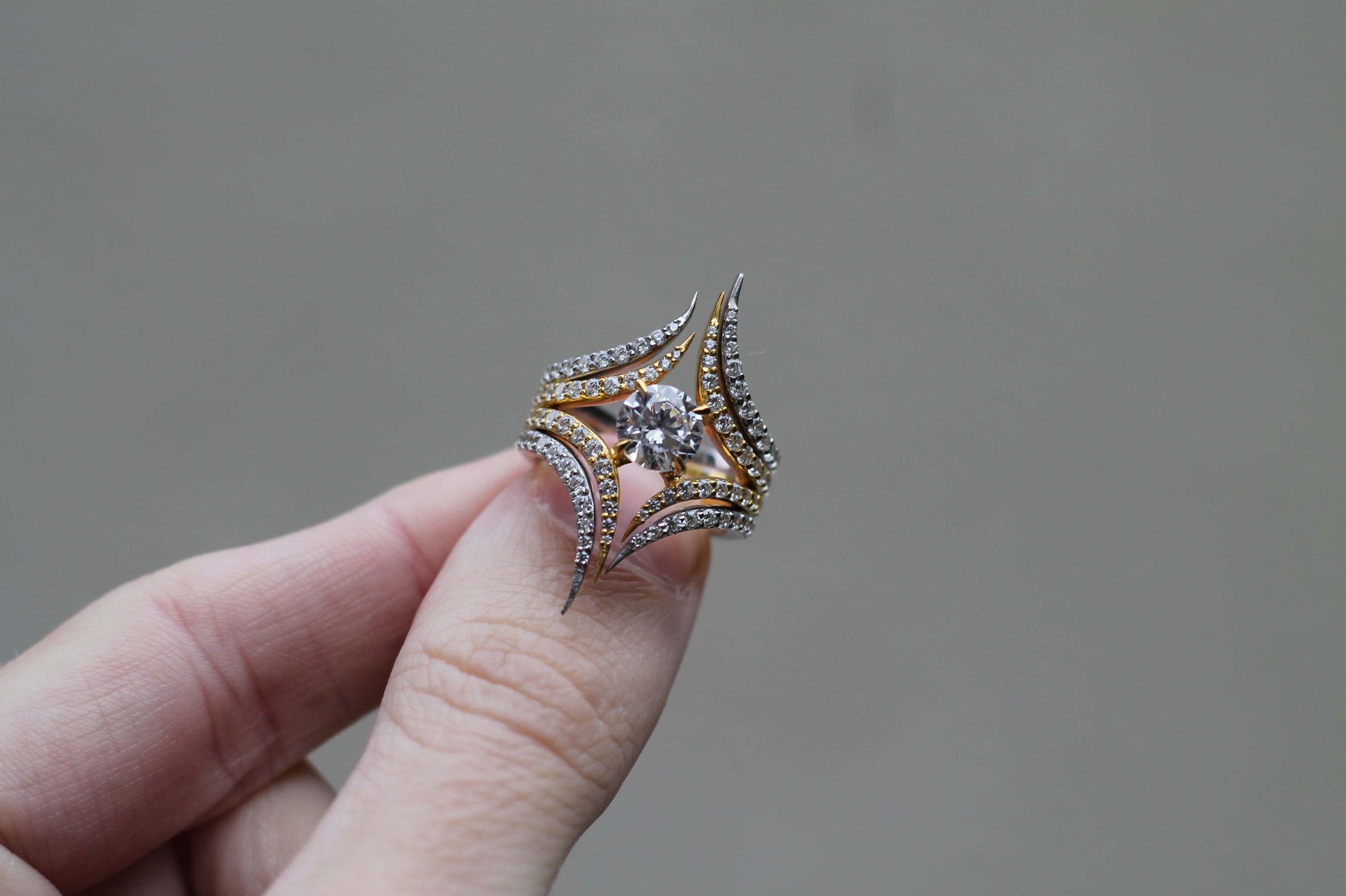 1 Carat Round Cut Center Diamond Two Color Spike Ring | 14k White & Yellow Gold | Statement Ring