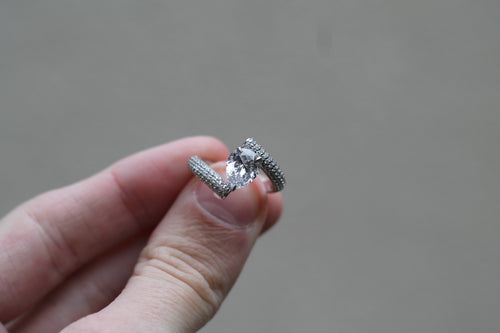 1 Carat Pear Cut Diamond Center Symmetric "Ghost" Hold Ring | 14k White Gold | Engagement Ring