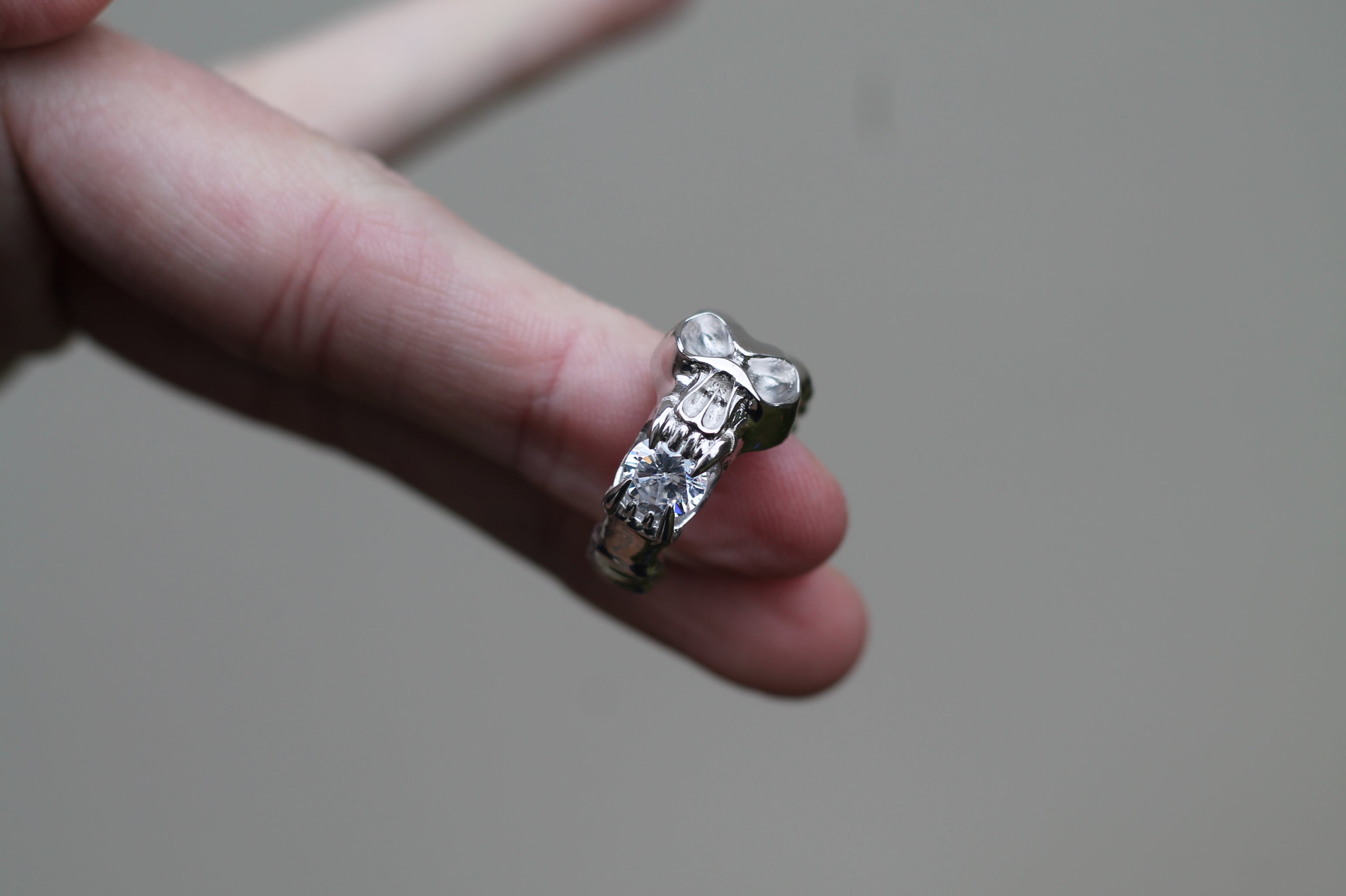1 Carat Round Diamond Screaming Skull Ring | 14k White Gold | Statement Ring