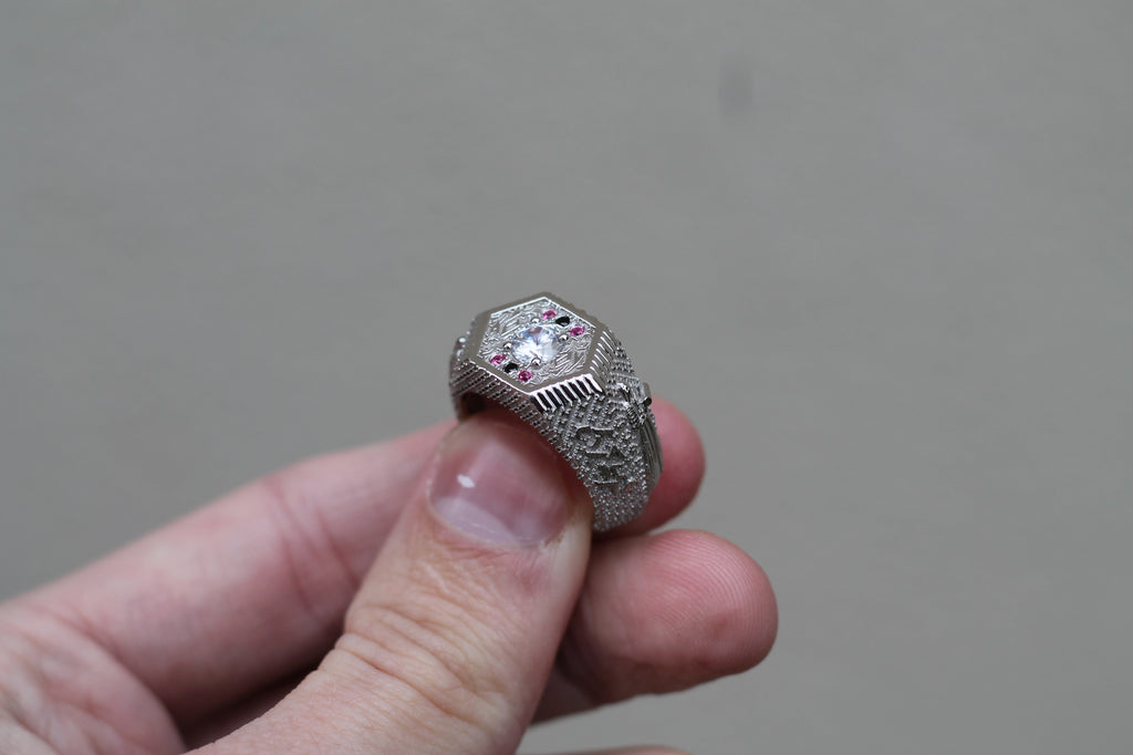 1 Carat Round Diamond "Knight" Ring | 14k White Gold | Statement Ring