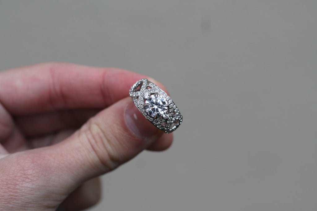 1 Carat Round Cut Diamond Intertwined Ring | 14k White Gold | Engagement Ring