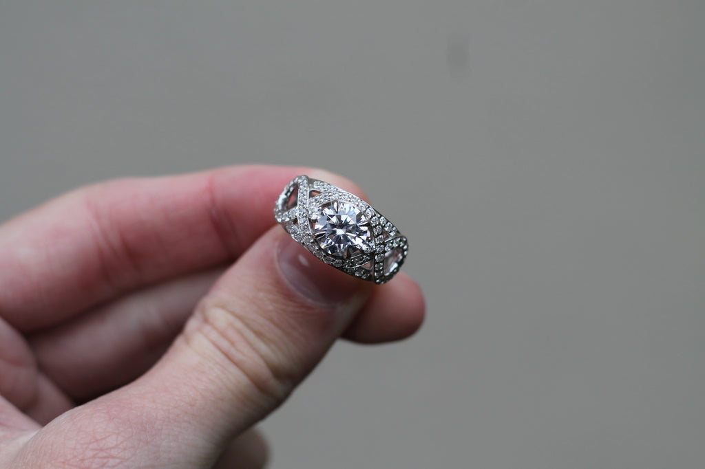 1 Carat Round Cut Diamond Intertwined Ring | 14k White Gold | Engagement Ring