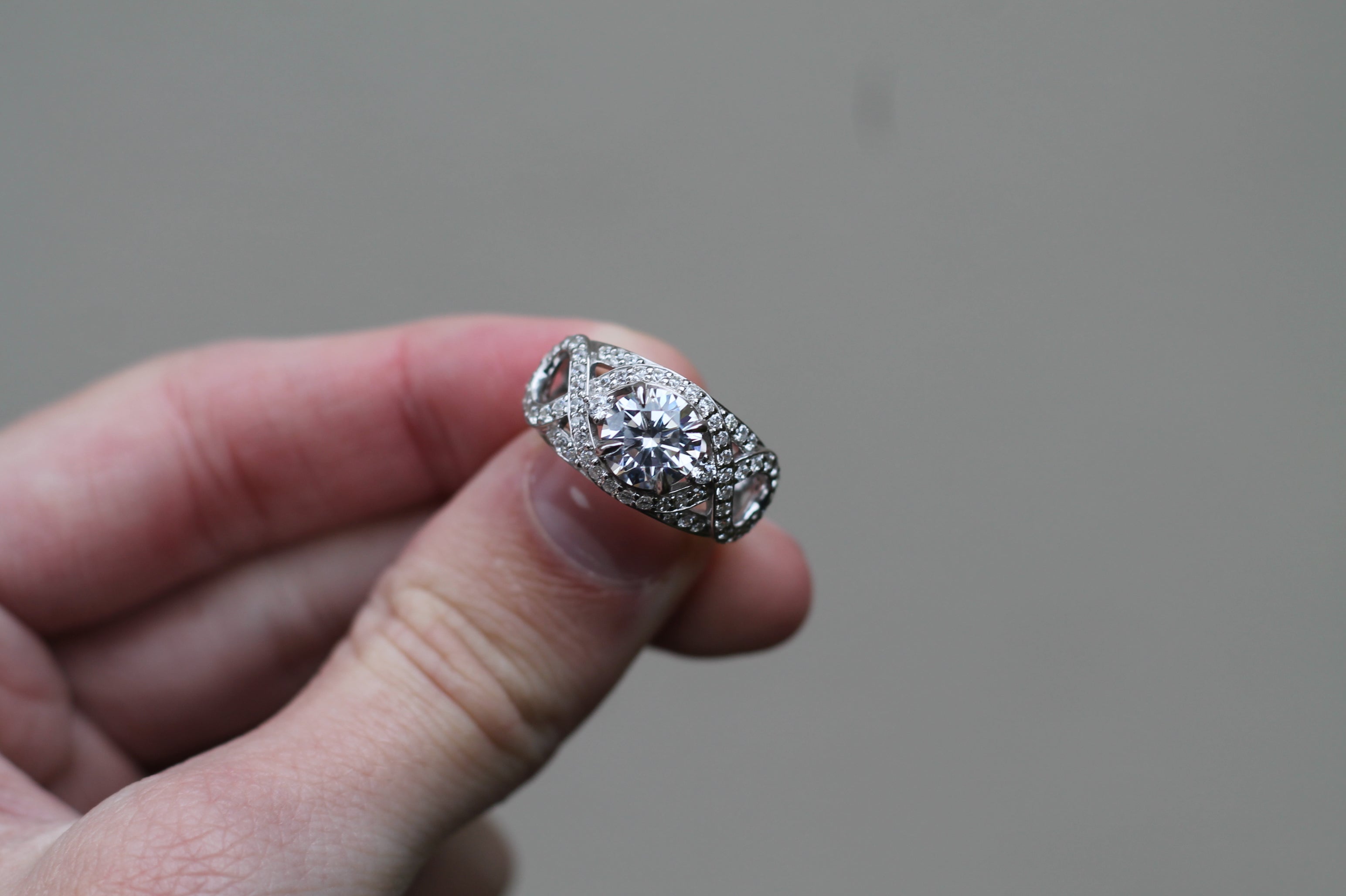 1 Carat Round Cut Diamond Intertwined Ring | 14k White Gold | Engagement Ring