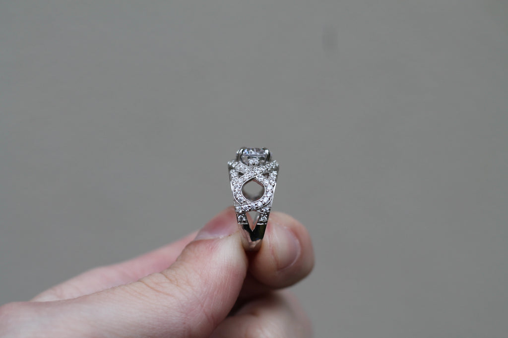 1 Carat Round Cut Diamond Intertwined Ring | 14k White Gold | Engagement Ring