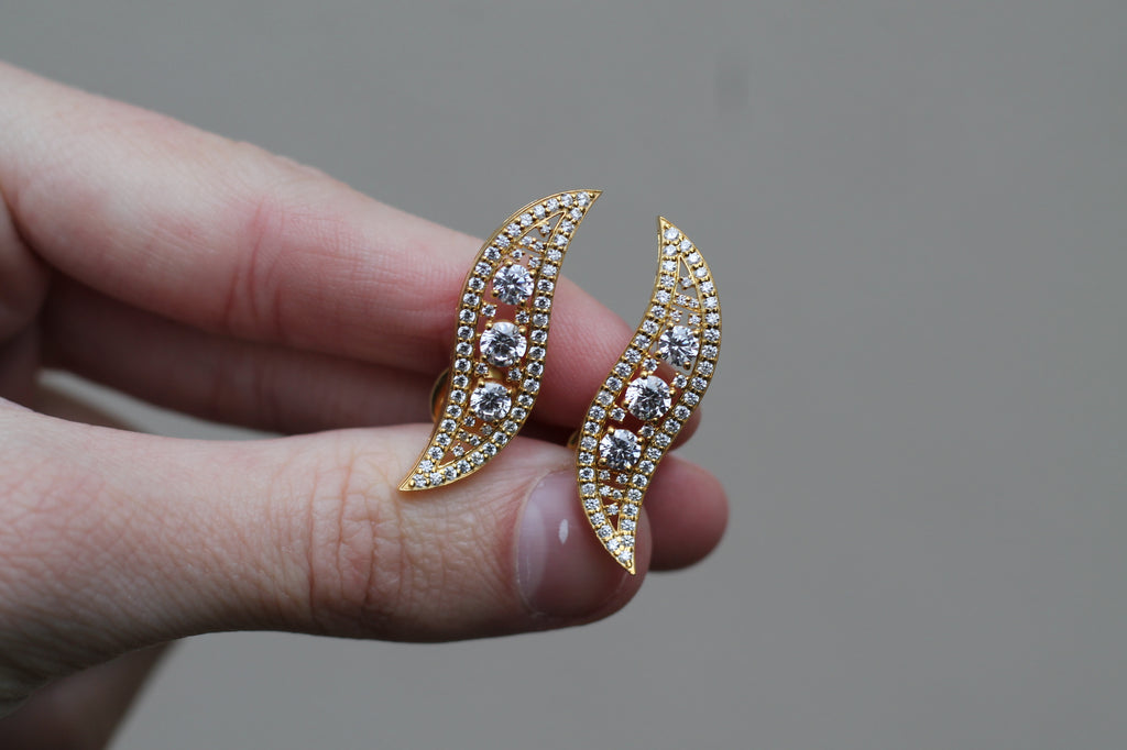 Diamond Big Leaf Earrings | 14k Yellow Gold