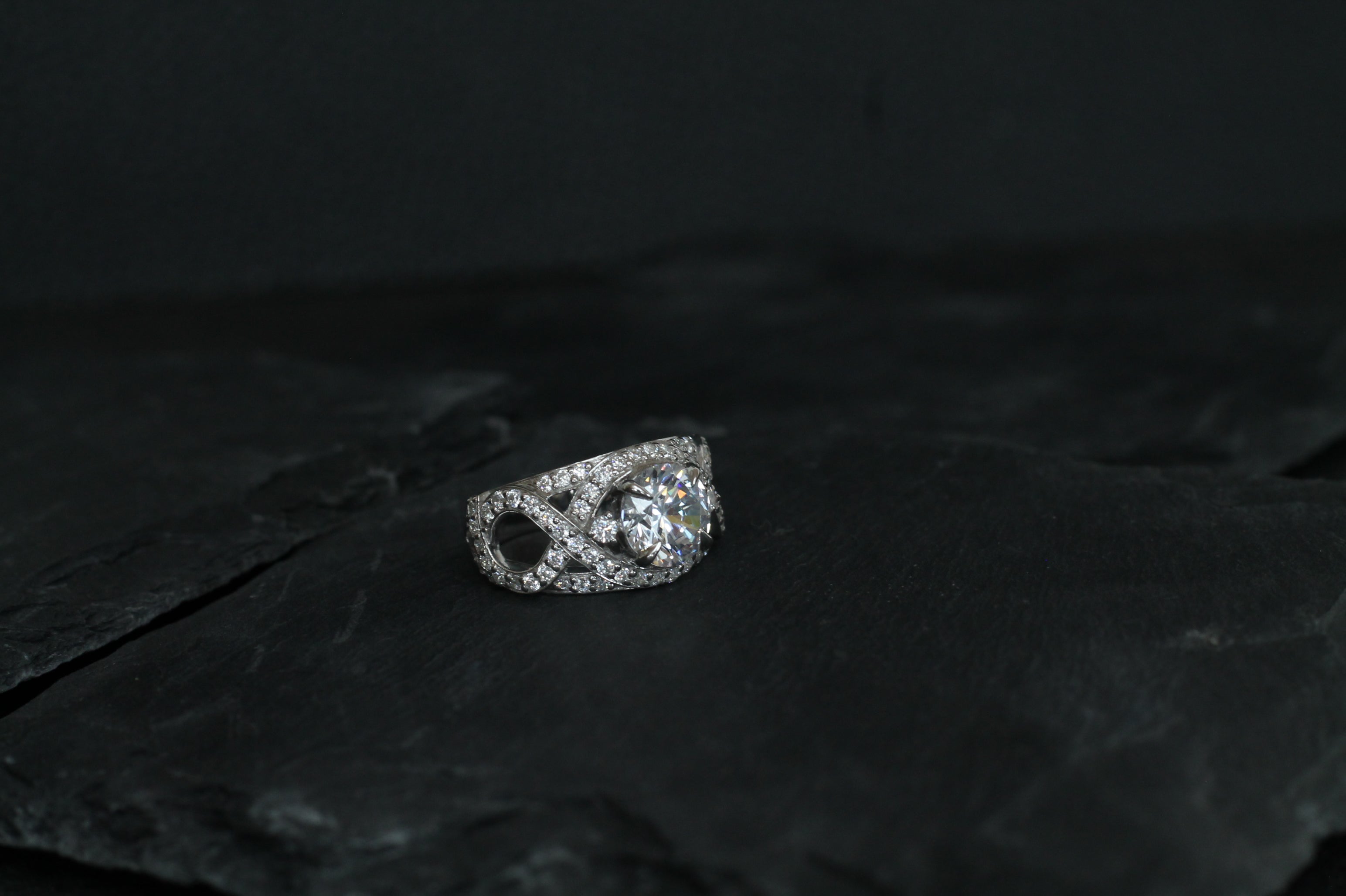 1 Carat Round Cut Diamond Intertwined Ring | 14k White Gold | Engagement Ring