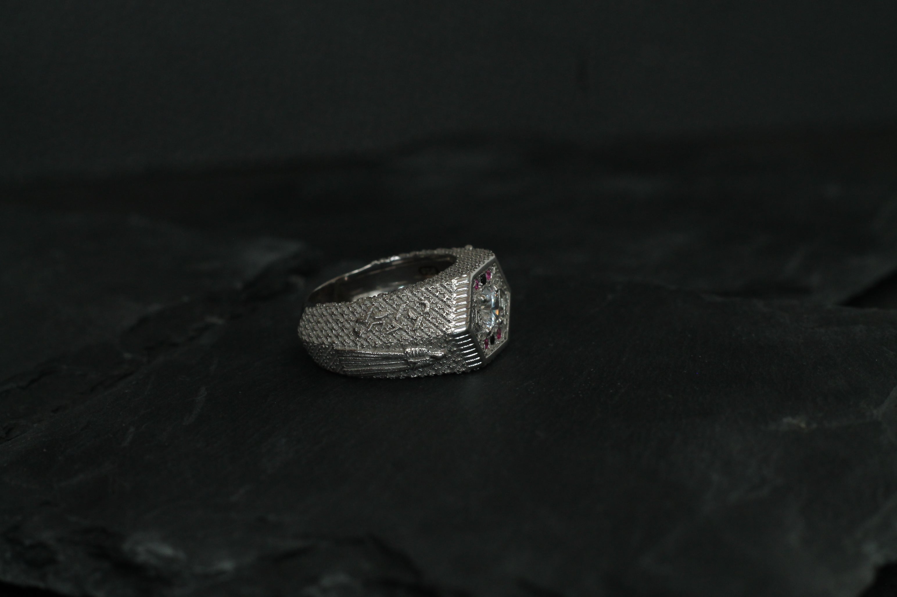 1 Carat Round Diamond "Knight" Ring | 14k White Gold | Statement Ring