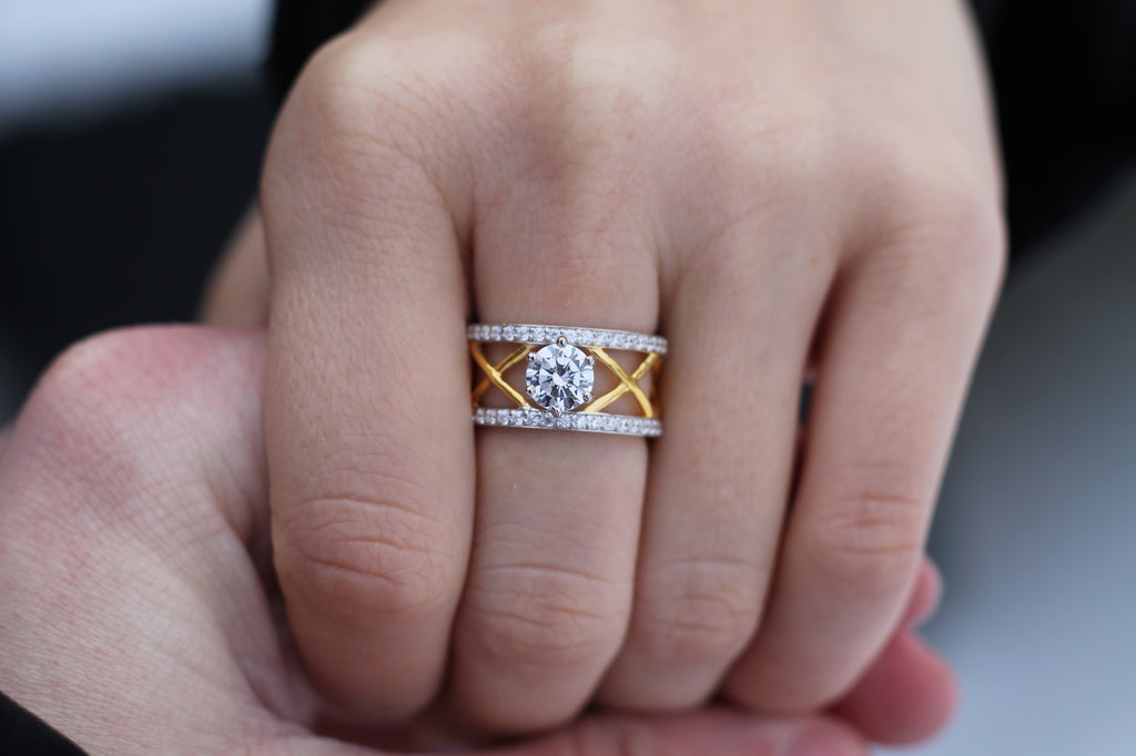 1 Carat Round Cut Center Diamond Two Color "Mesh" Ring | 14k White & Yellow Gold | Statement Engagement Ring