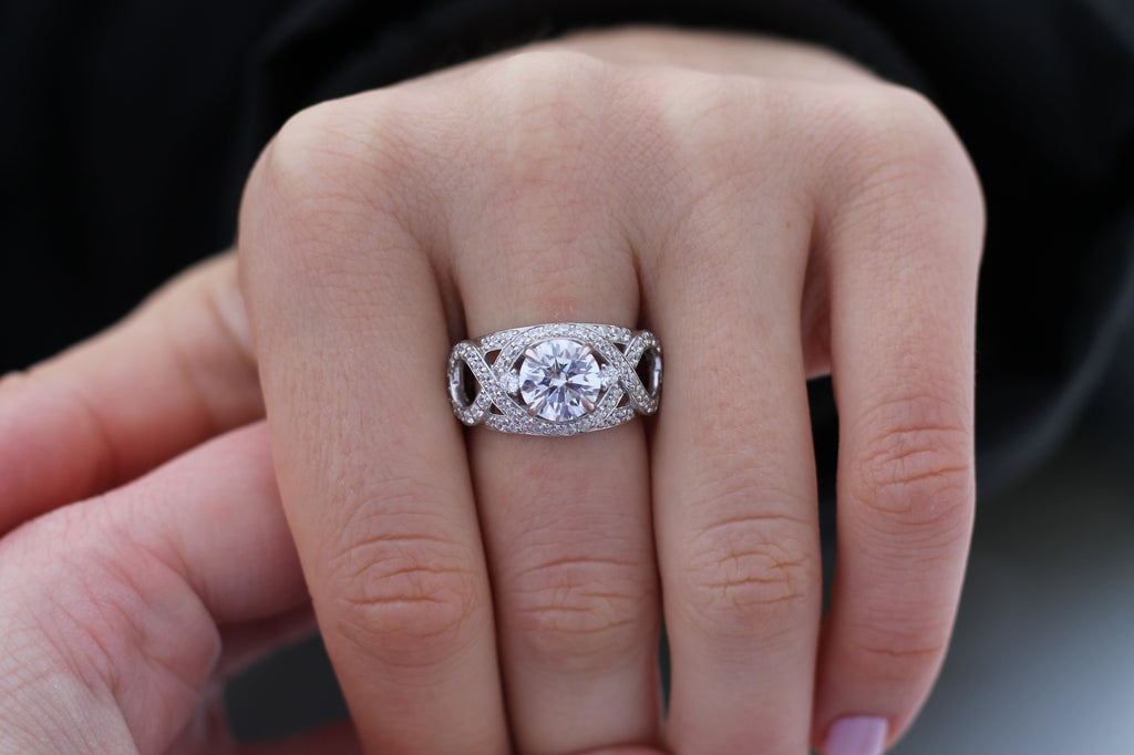 1 Carat Round Cut Diamond Intertwined Ring | 14k White Gold | Engagement Ring