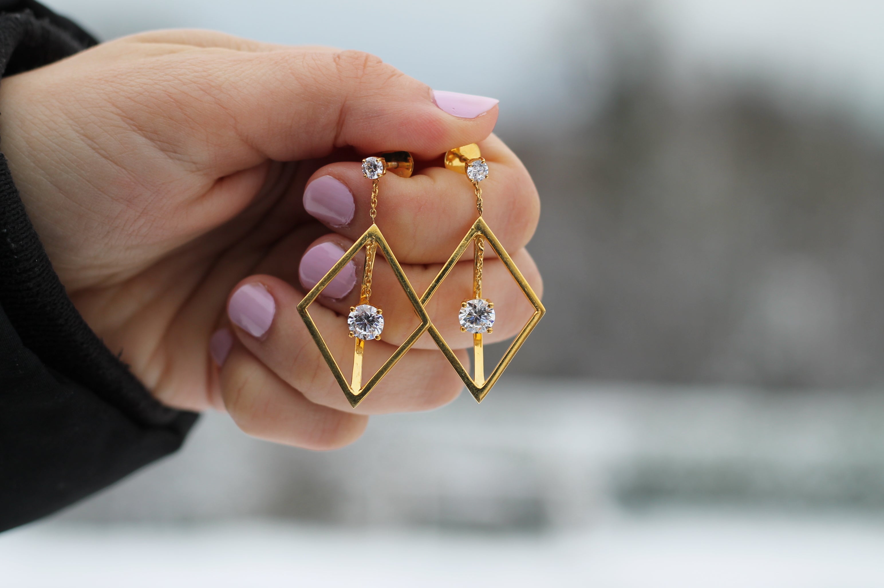 2 Carat Round Diamond Floating Geometric Earrings | 14k Yellow Gold