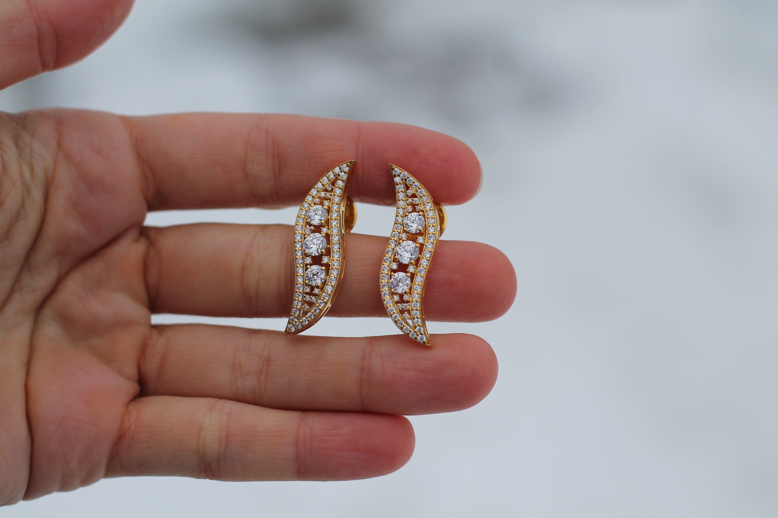 Diamond Big Leaf Earrings | 14k Yellow Gold