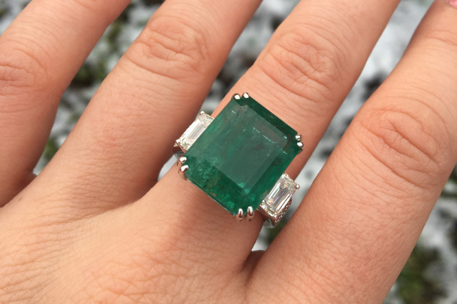 12 Carat Natural Emerald And Diamond Ring
