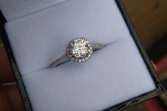 1 Carat Diamond Halo Ring