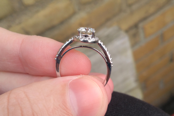 1 Carat Solitaire Halo Diamond Ring