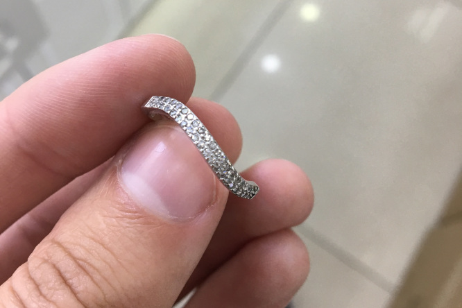 0.4 Carat Total Round Cut Mini Wave Diamond Ring
