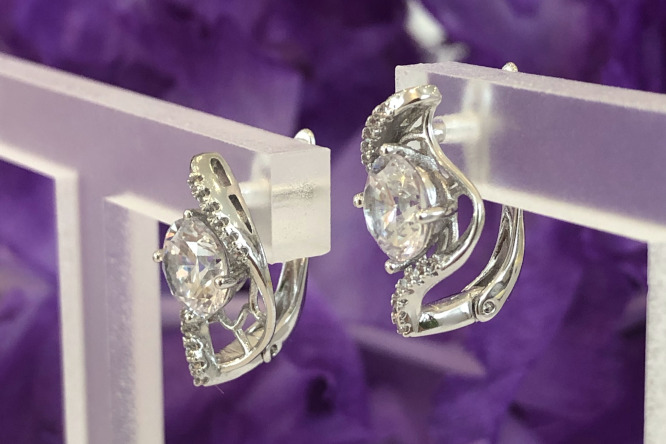 1 Carat Big Twist Diamond Earring