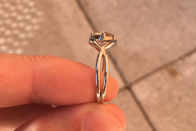 1 Carat Solitaire Diamond Ring